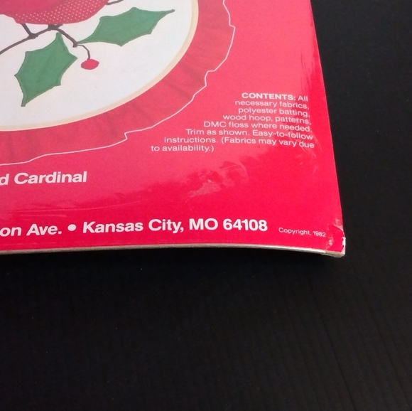 NWOT Calic-Os sealed Christmas Red Cardinal Applique embroidery kit. One Size - Picture 3 of 7